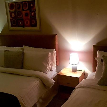 The Auld Triangle Bed & Breakfast Loughrea Ngoại thất bức ảnh